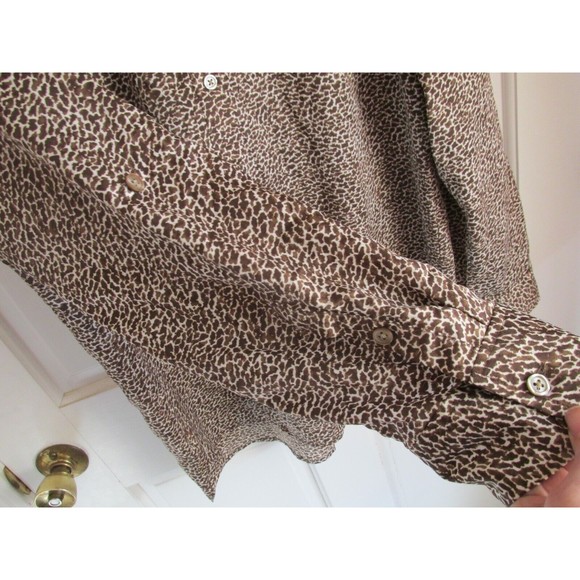 Ann Taylor Women's Brown Animal Print Roll Tab Sleeve Blouse Size 12 - Picture 6 of 11